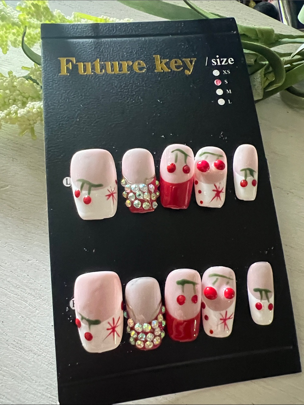 Future Key press on nails size small